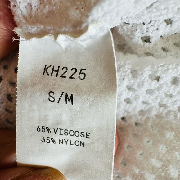 Kerisma Knits White Sleeveless Crocheted Mesh Layer Tank Top Size S / M - Picture 5 of 6
